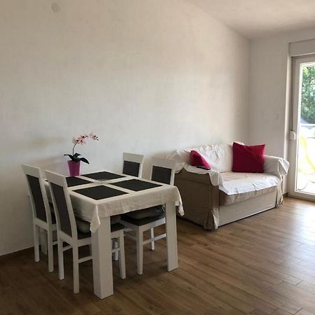 Sukošan Beach Front Paradise Apartment מראה חיצוני תמונה