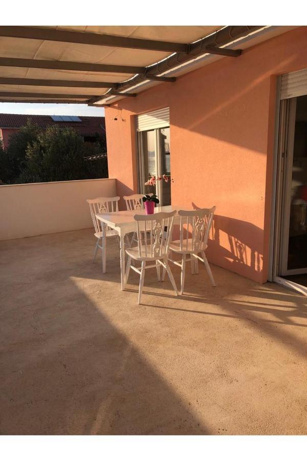 Sukošan Beach Front Paradise Apartment מראה חיצוני תמונה