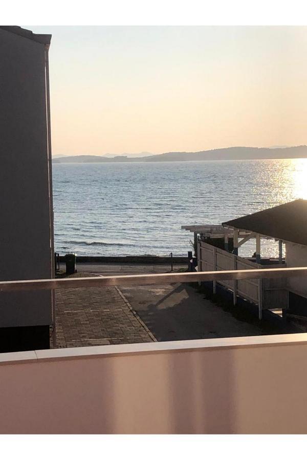 Sukošan Beach Front Paradise Apartment מראה חיצוני תמונה